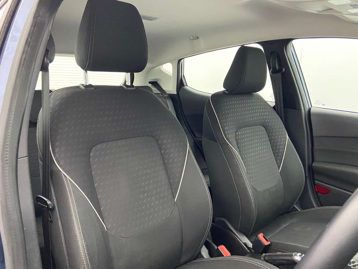 Used Ford Fiesta 2018 for sale - 77022629: Photo 11