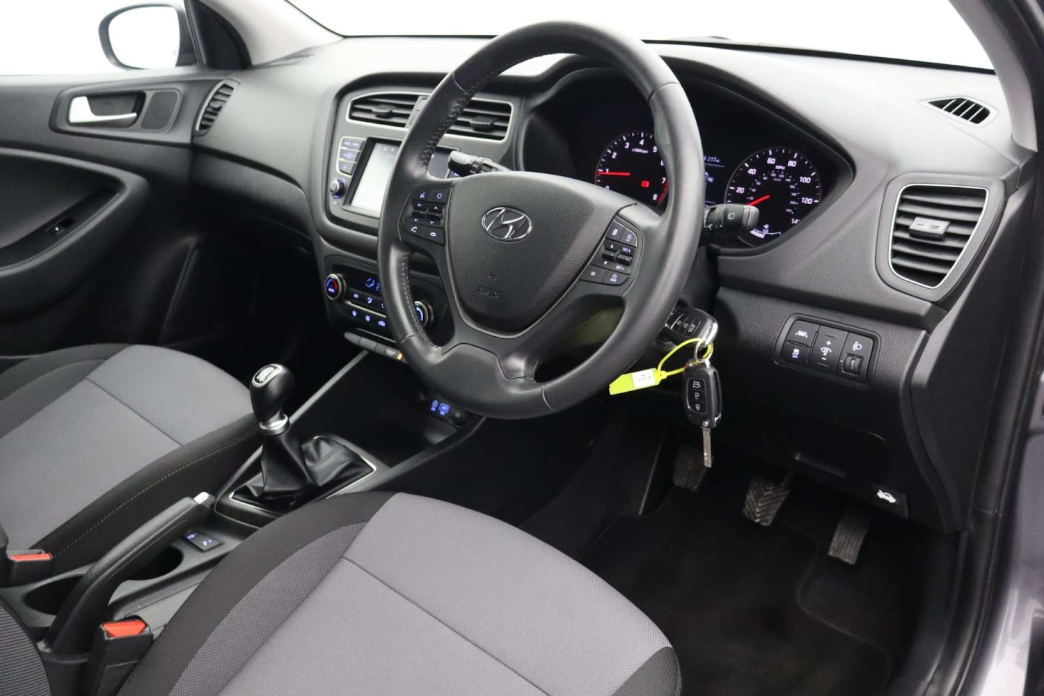 Used Hyundai i20 2019 for sale - 77184857: Photo 12