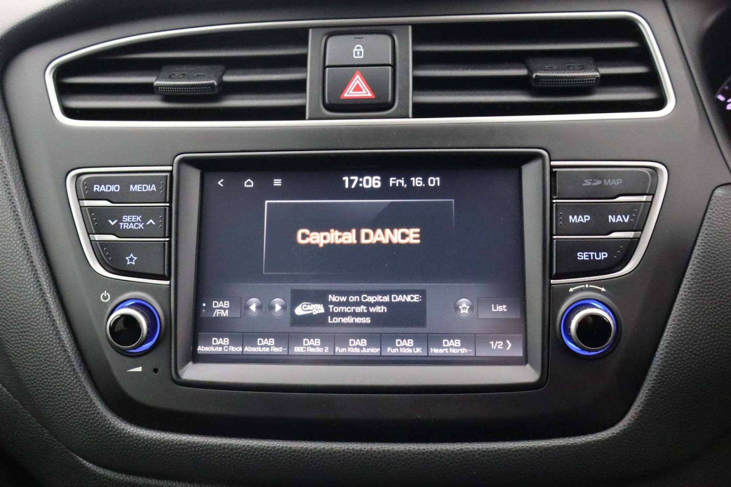 Used Hyundai i20 2019 for sale - 77184857: Photo 14