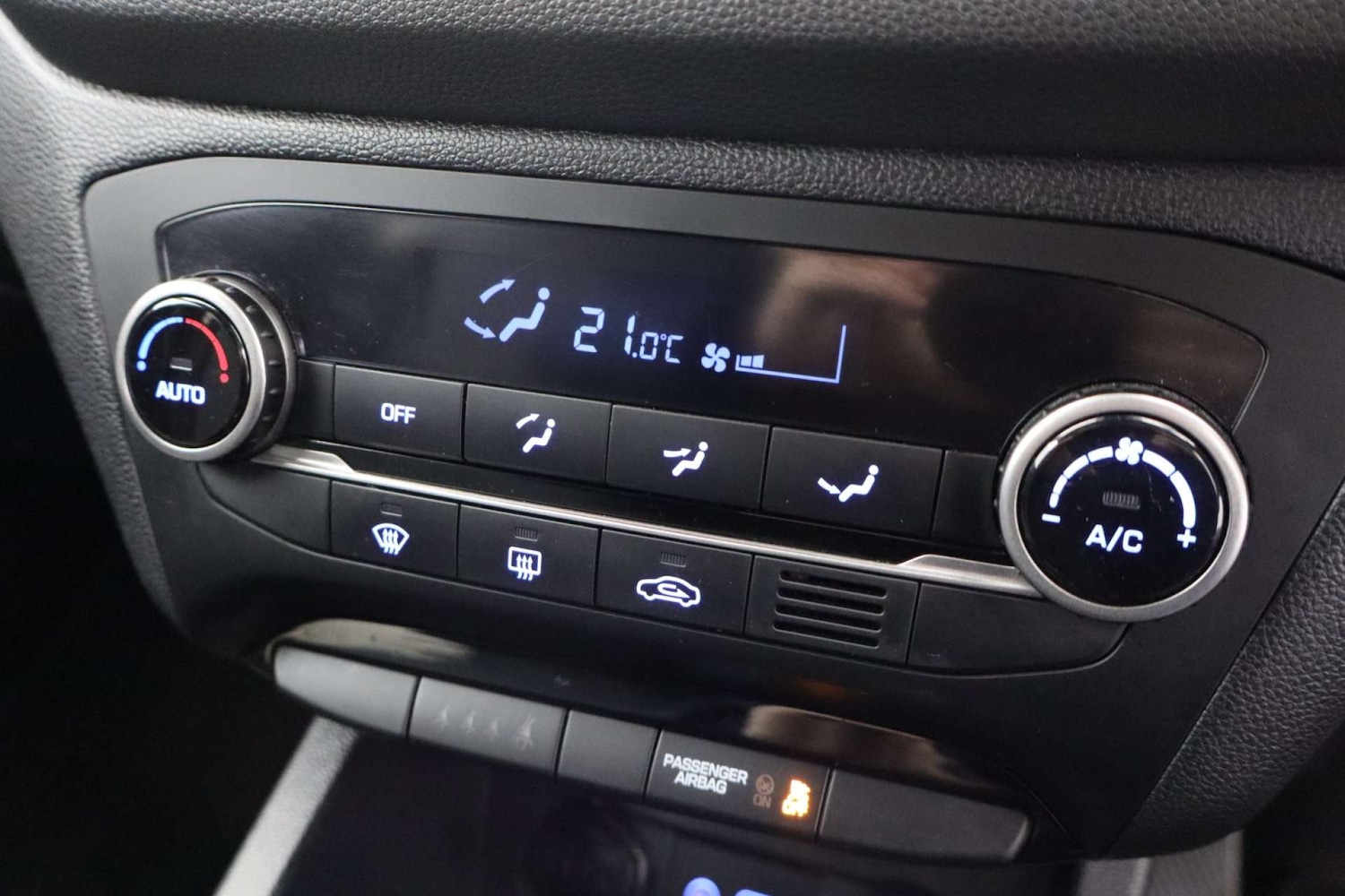 Used Hyundai i20 2019 for sale - 77184857: Photo 26