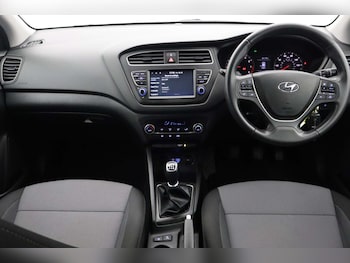 Used Hyundai i20 2019 for sale - 77184857: Photo