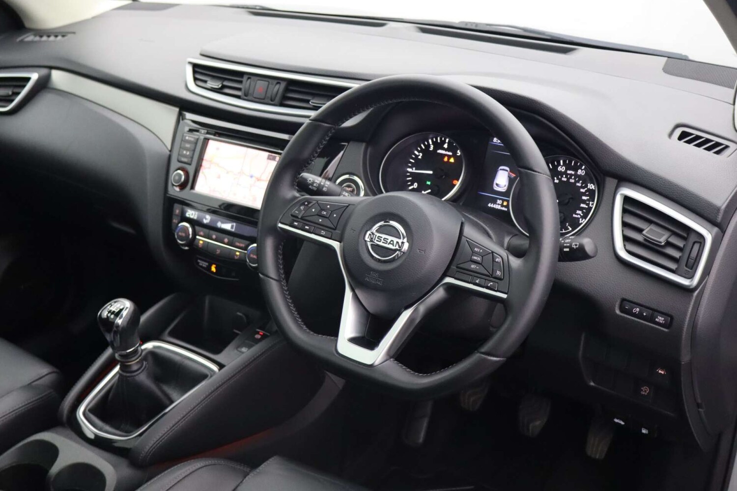 Used Nissan Qashqai 2018 for sale - 77301716: Photo 15