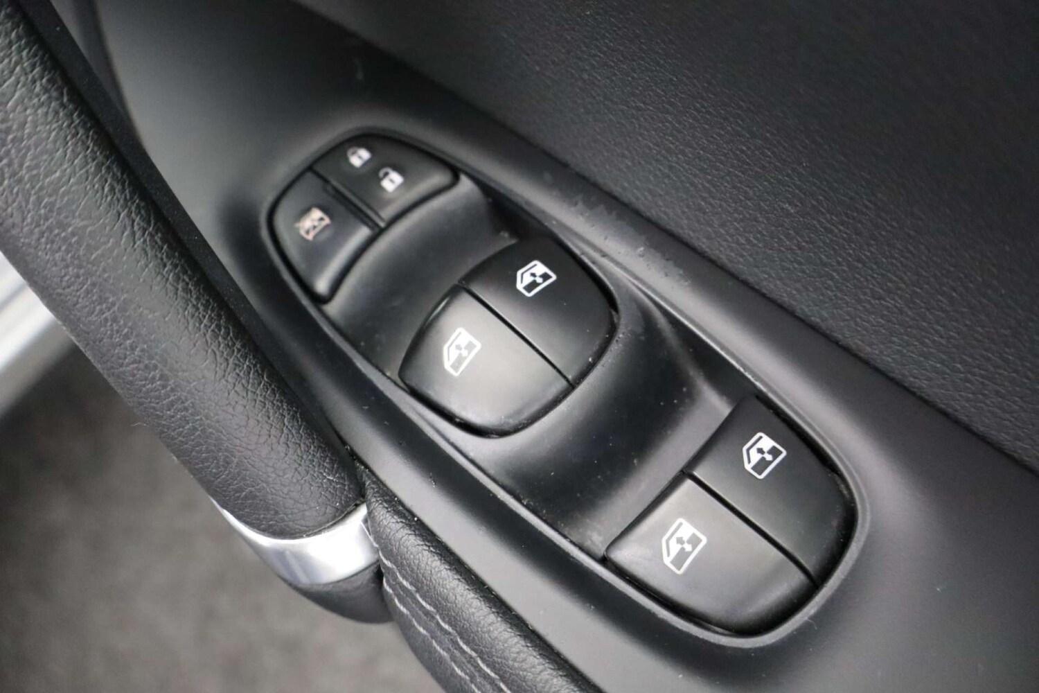 Used Nissan Qashqai 2018 for sale - 77301716: Photo 23