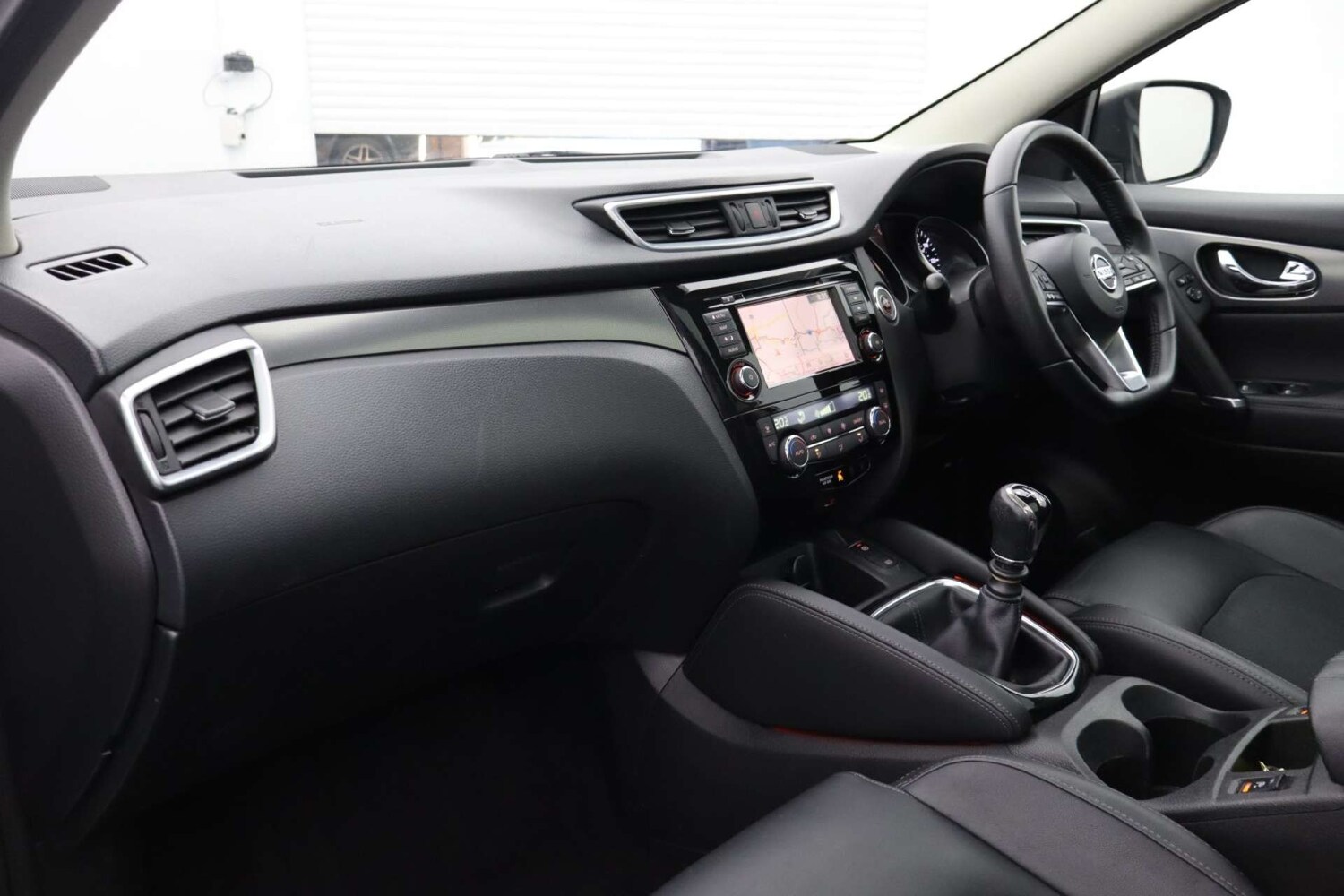 Used Nissan Qashqai 2018 for sale - 77301716: Photo 34