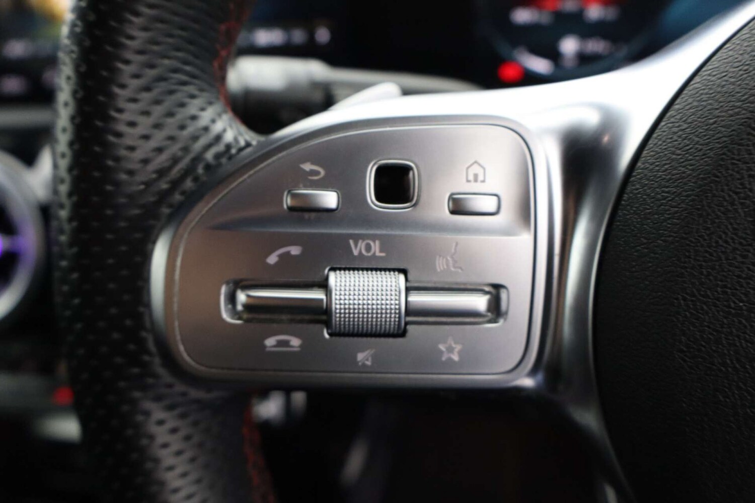 Used Mercedes-Benz A-Class 2019 for sale - 77609428: Photo 37