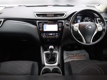 Used Nissan Qashqai 2017 for sale - 77272725: Photo