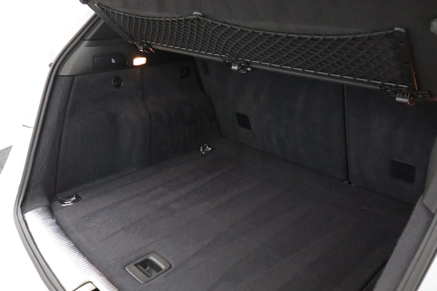 Used Audi Q5 2013 for sale - 76182701: Photo 45