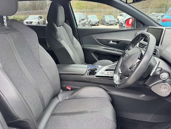 Used Peugeot 5008 2021 for sale - 77822617: Photo