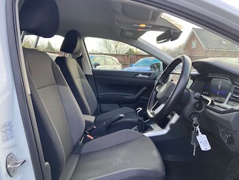 Used Volkswagen Polo 2023 for sale - 77172454: Photo