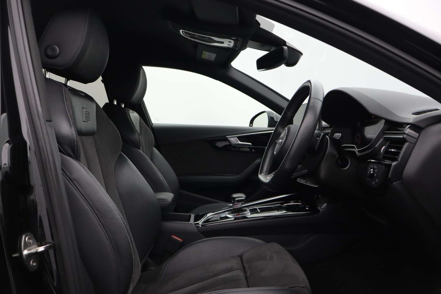 Used Audi A4 2021 for sale - 76748542: Photo 11