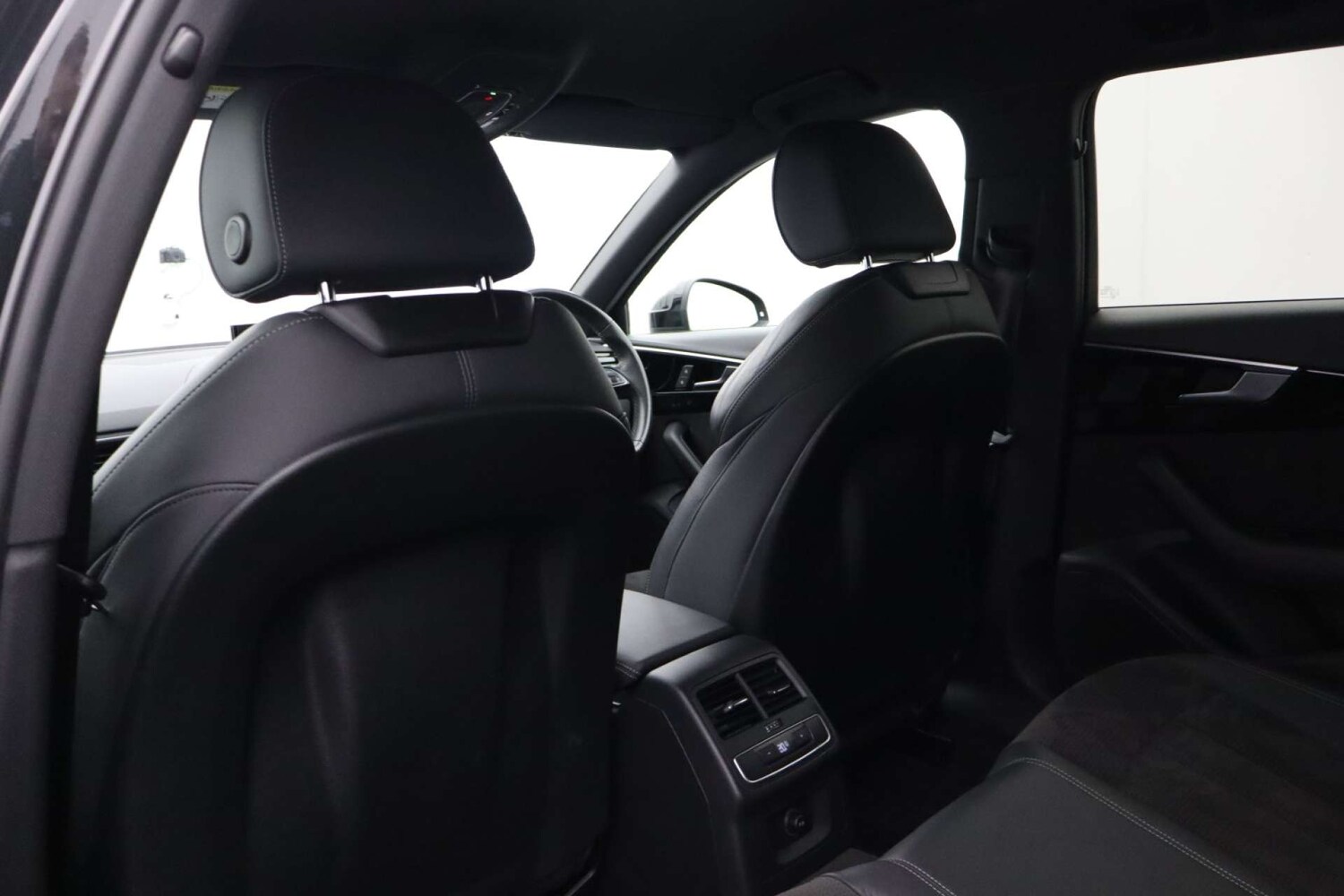 Used Audi A4 2021 for sale - 76748542: Photo 30