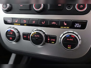 Used Volkswagen Scirocco 2013 for sale - 78849156: Photo