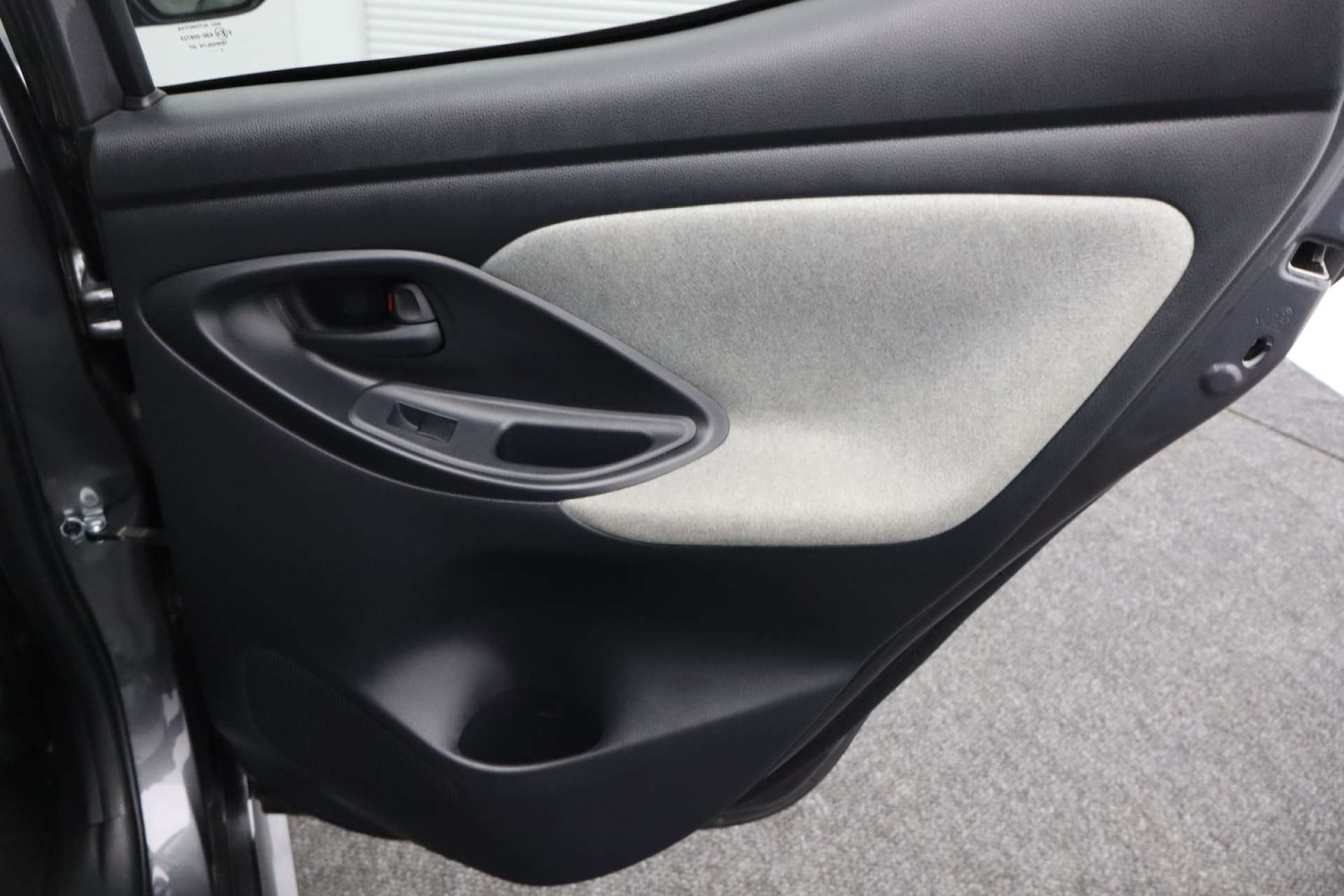 Used Toyota Yaris 2021 for sale - 77236264: Photo 30