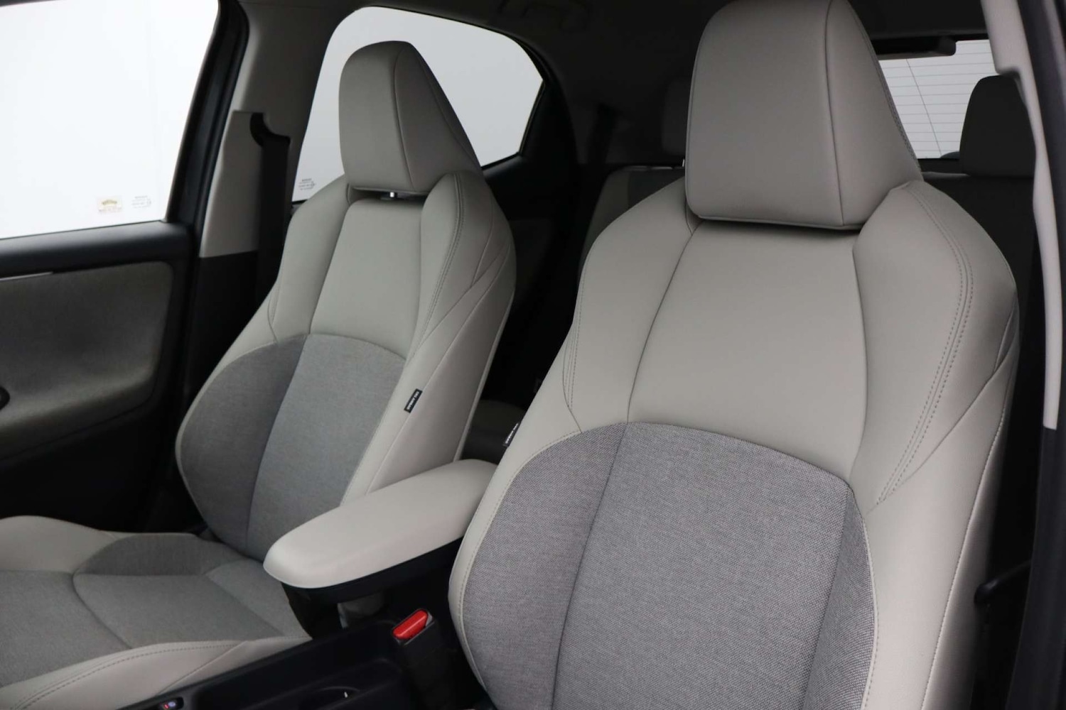 Used Toyota Yaris 2021 for sale - 77236264: Photo 38