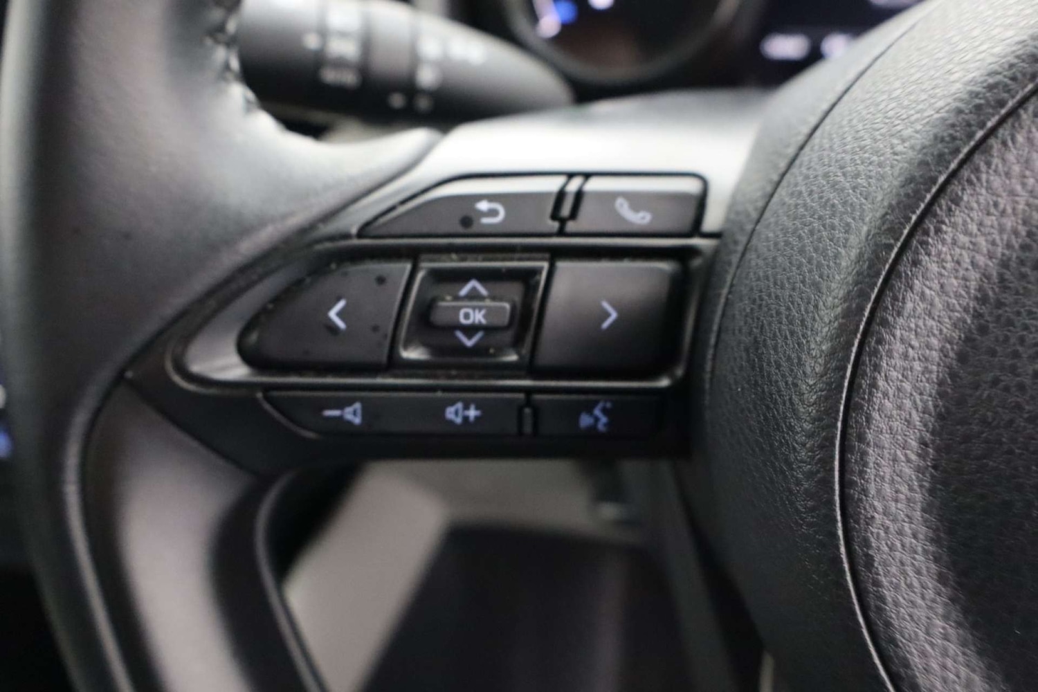 Used Toyota Yaris 2021 for sale - 77236264: Photo 42