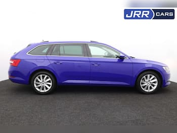 Used Skoda Superb 2018 for sale - 79596321: Photo