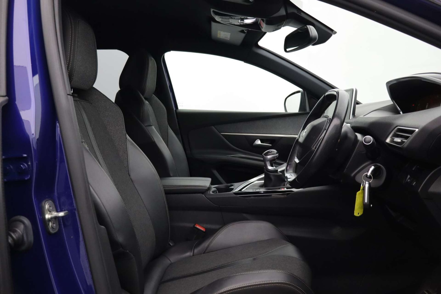 Used Peugeot 3008 2019 for sale - 76764991: Photo 2