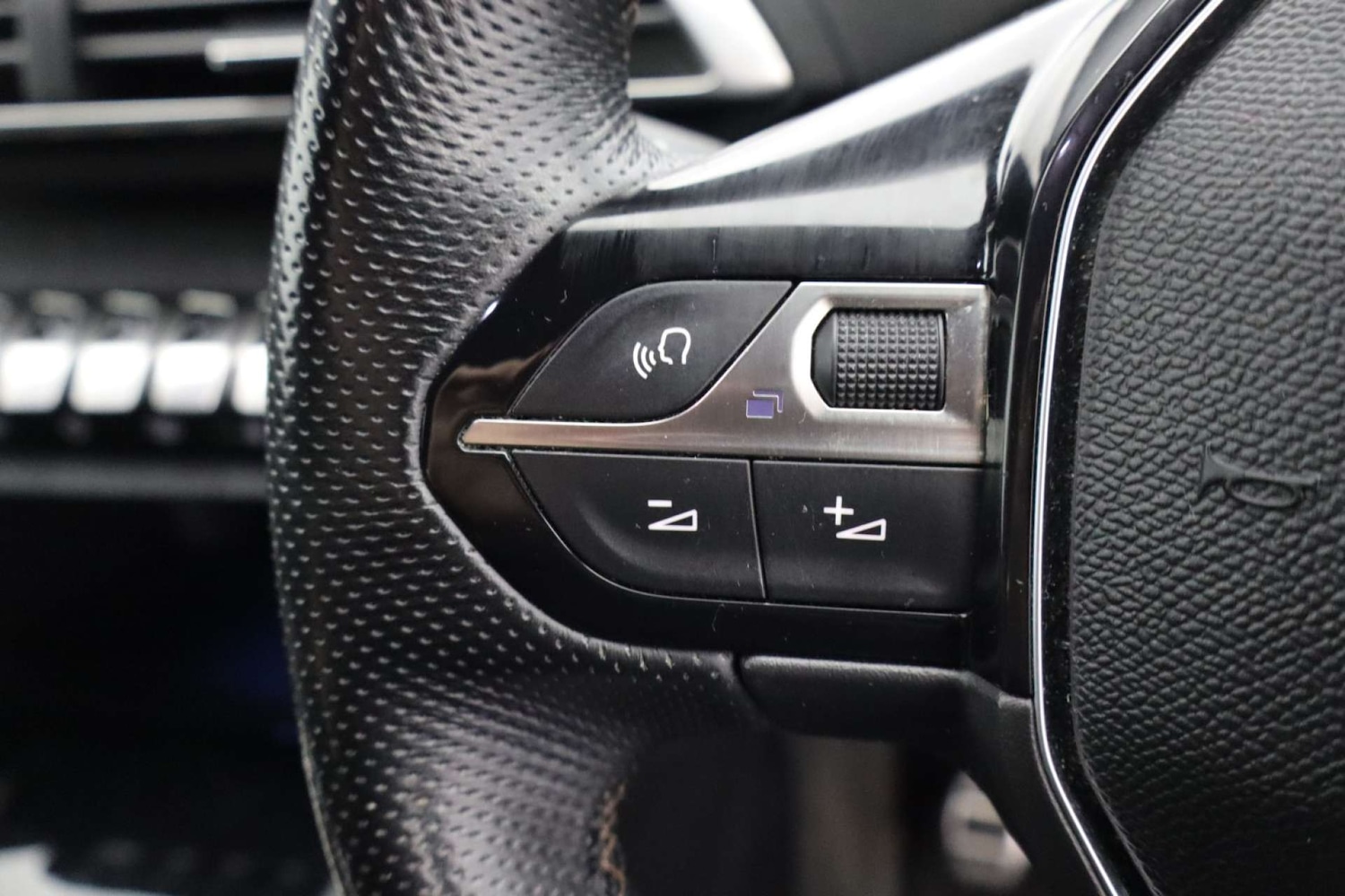 Used Peugeot 3008 2019 for sale - 76764991: Photo 36