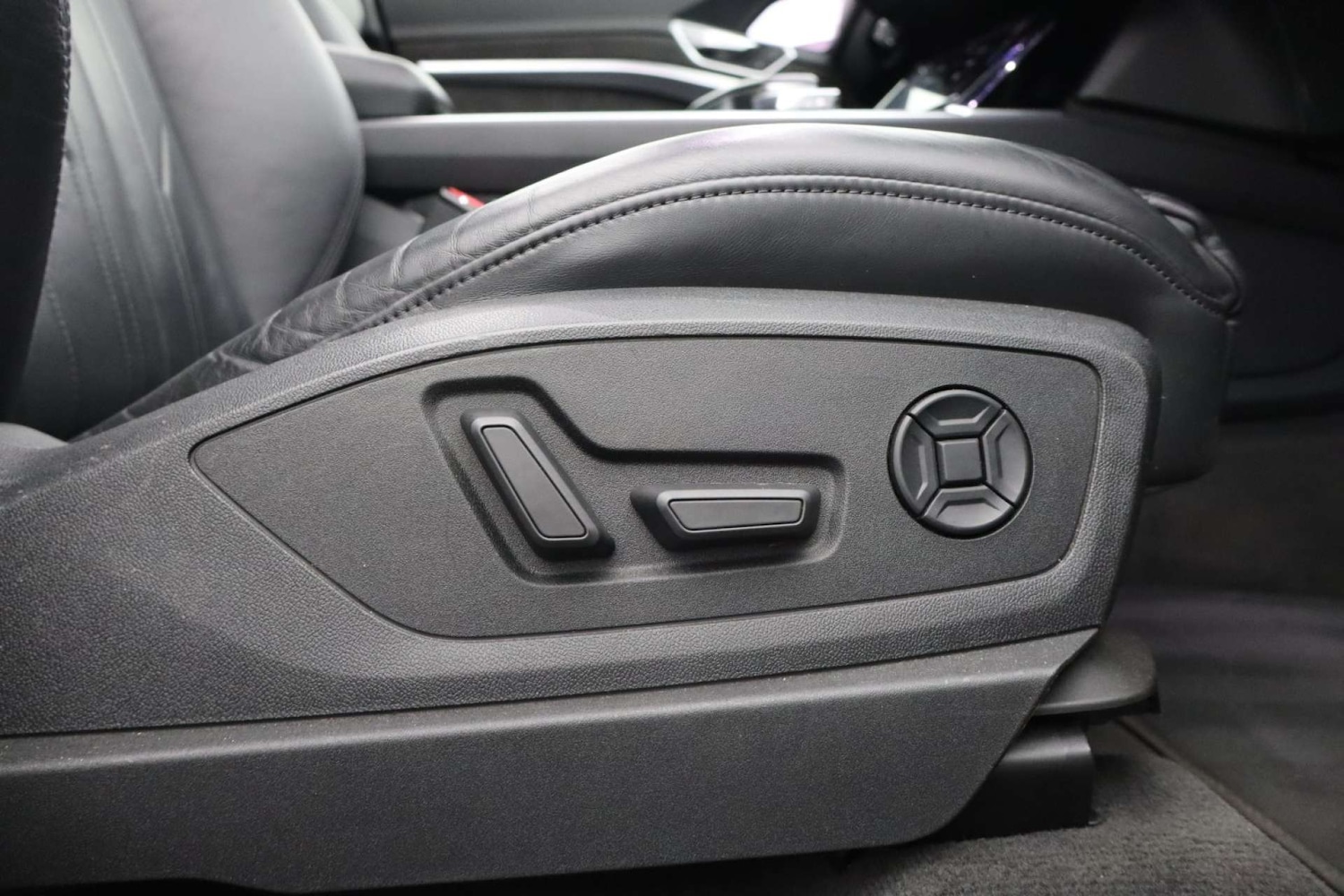 Used Audi e-tron 2020 for sale - 77249294: Photo 25