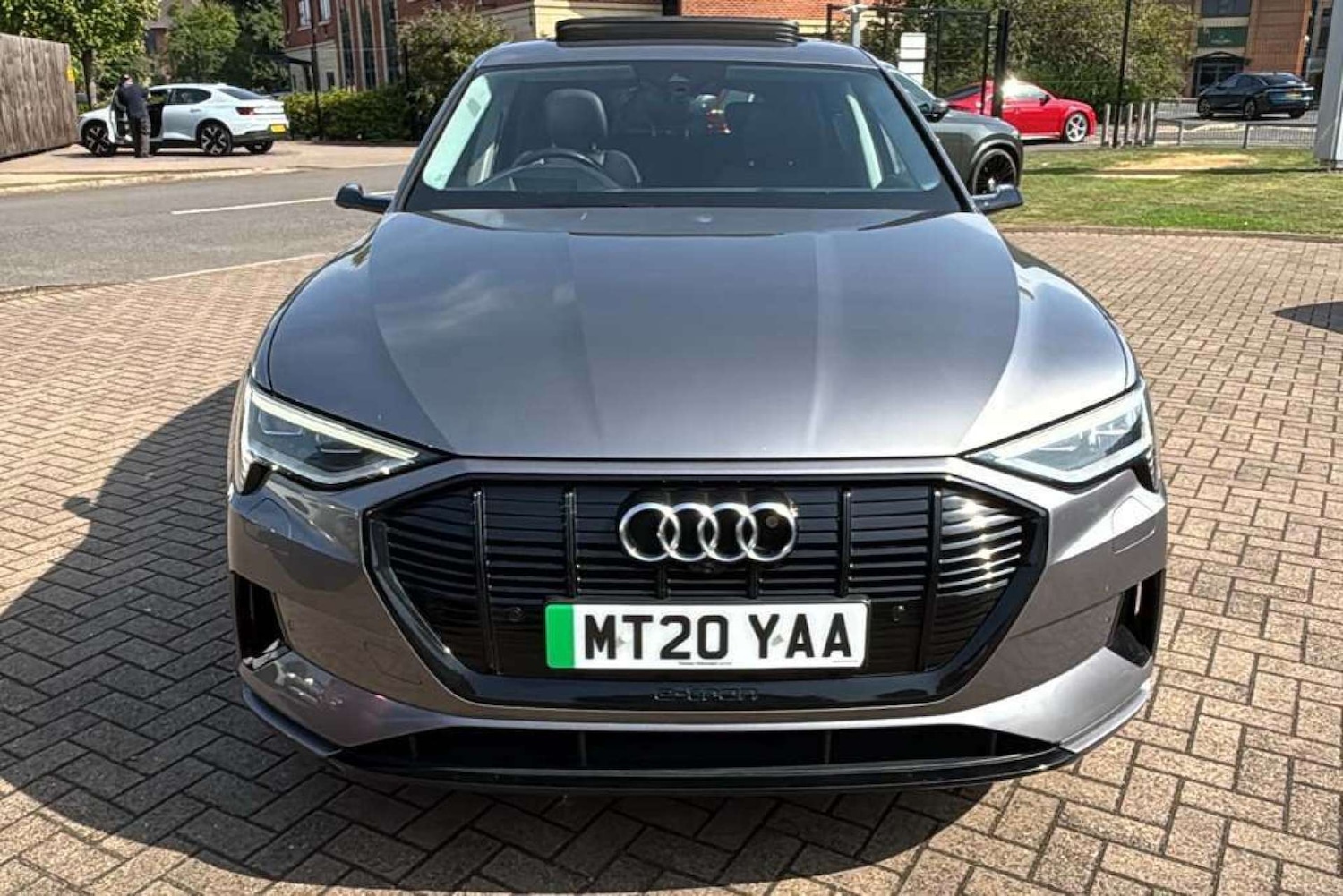 Used Audi e-tron 2020 for sale - 77249294: Photo 4