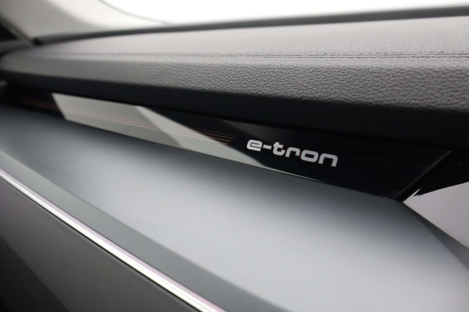 Used Audi e-tron 2020 for sale - 77249294: Photo 50