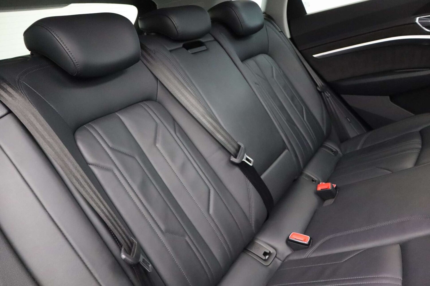 Used Audi e-tron 2020 for sale - 77249294: Photo 54