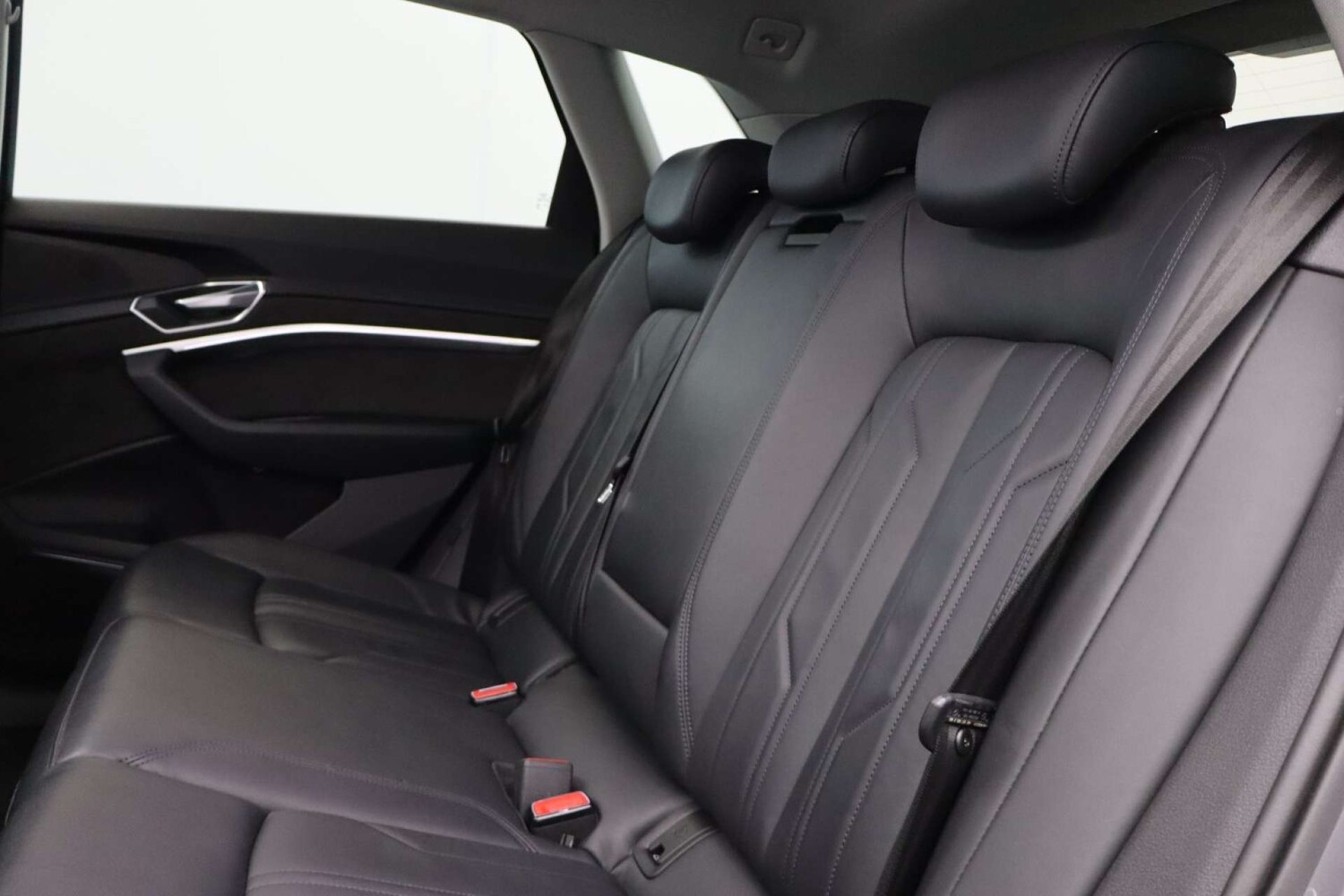 Used Audi e-tron 2020 for sale - 77249294: Photo 64