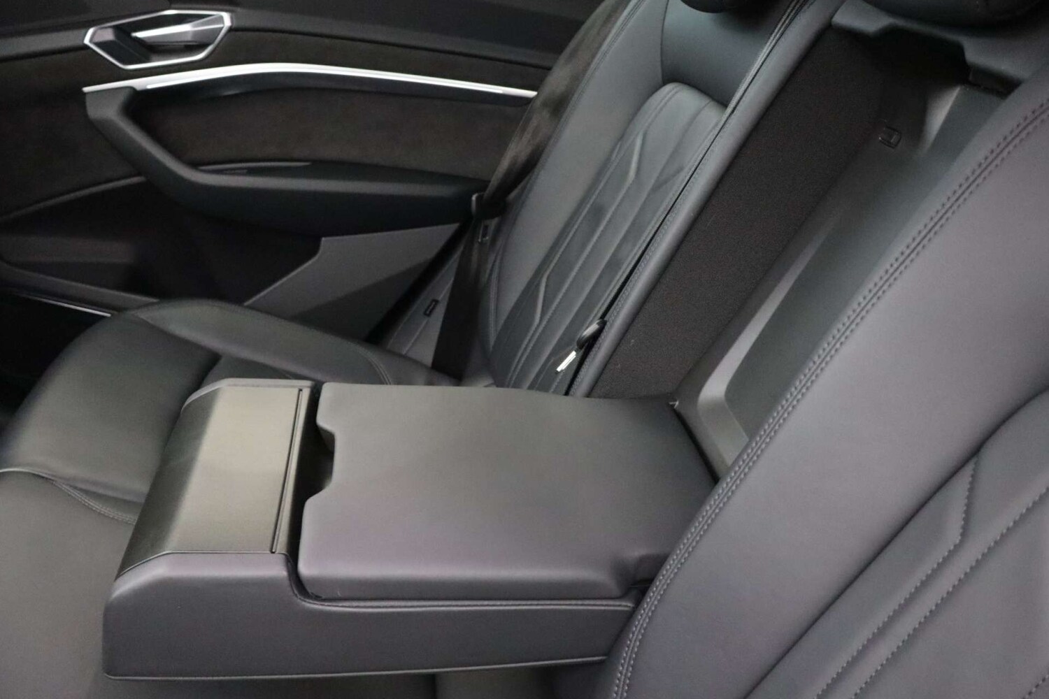 Used Audi e-tron 2020 for sale - 77249294: Photo 65