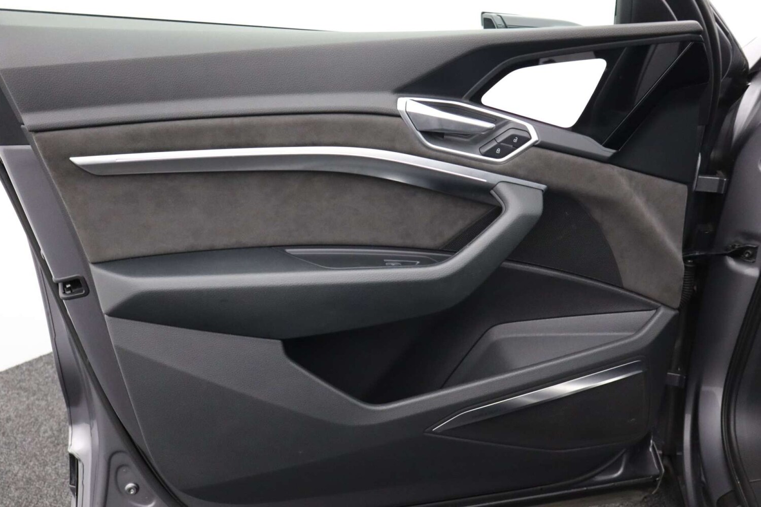 Used Audi e-tron 2020 for sale - 77249294: Photo 67