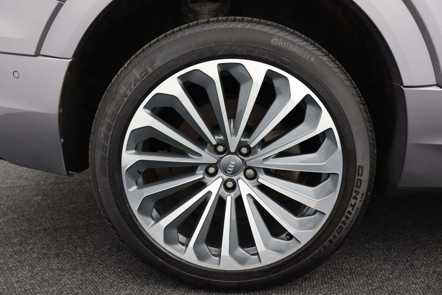 Used Audi e-tron 2020 for sale - 77249294: Photo 73