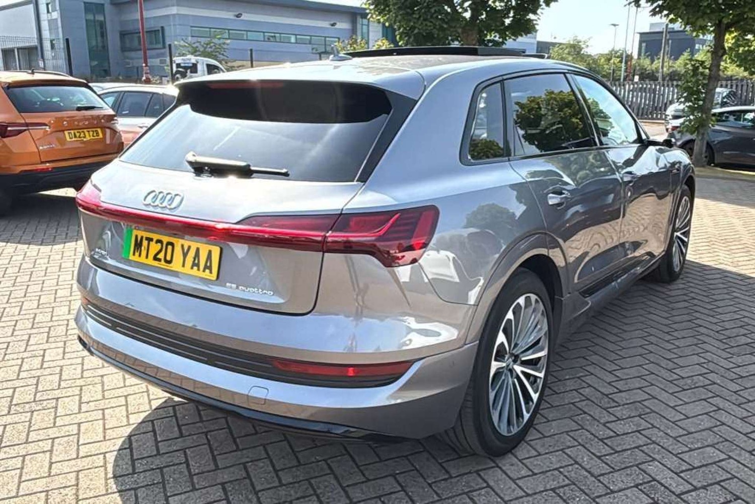 Used Audi e-tron 2020 for sale - 77249294: Photo 9