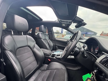 Used Porsche Macan 2017 for sale - 76250064: Photo