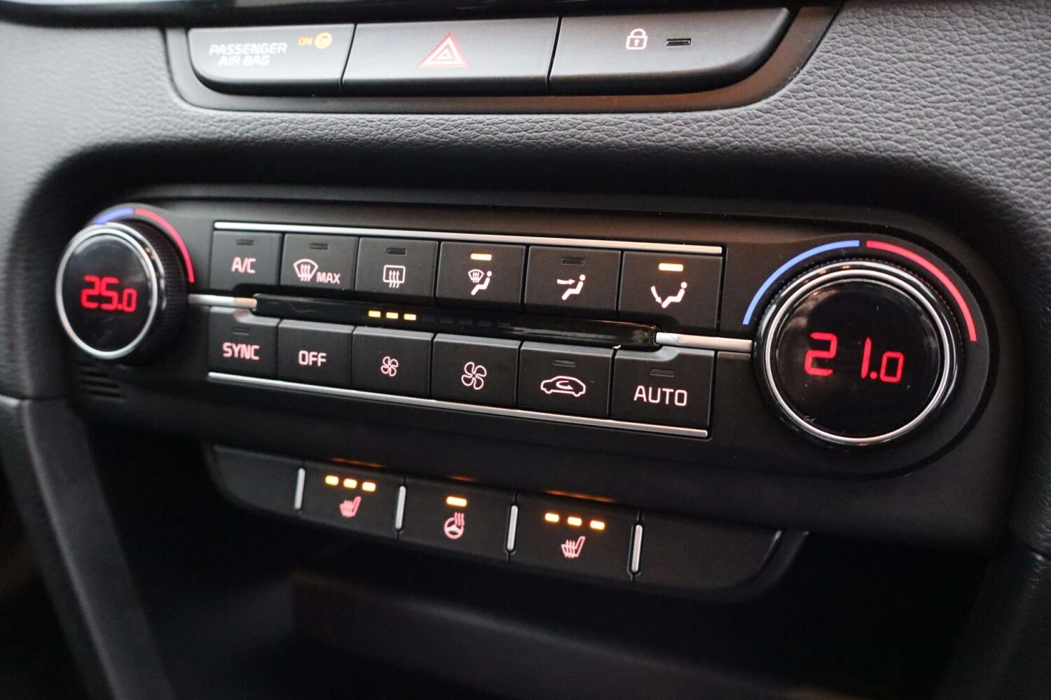 Used Kia XCeed 2023 for sale - 77548561: Photo 12