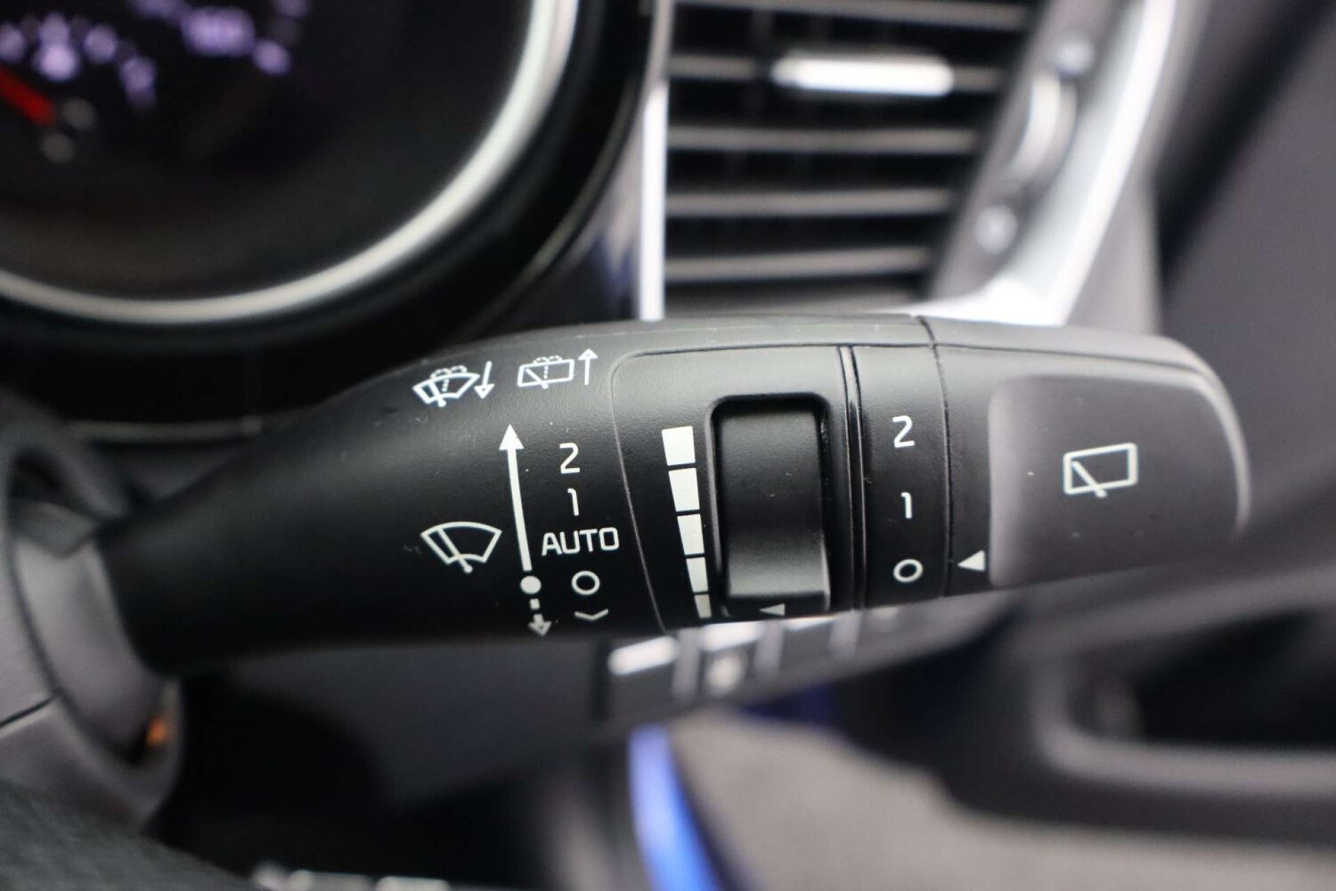 Used Kia XCeed 2023 for sale - 77548561: Photo 26