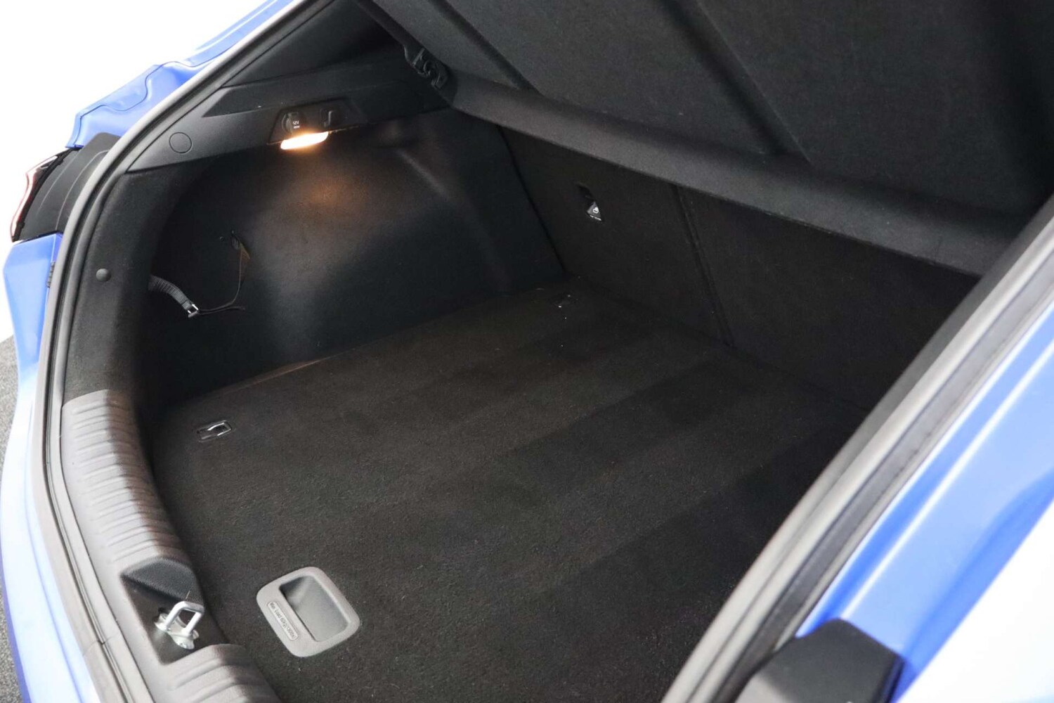 Used Kia XCeed 2023 for sale - 77548561: Photo 41