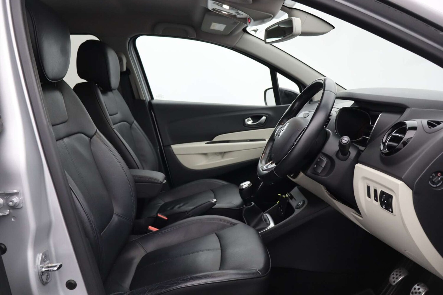 Used Renault Captur 2019 for sale - 77548582: Photo 13