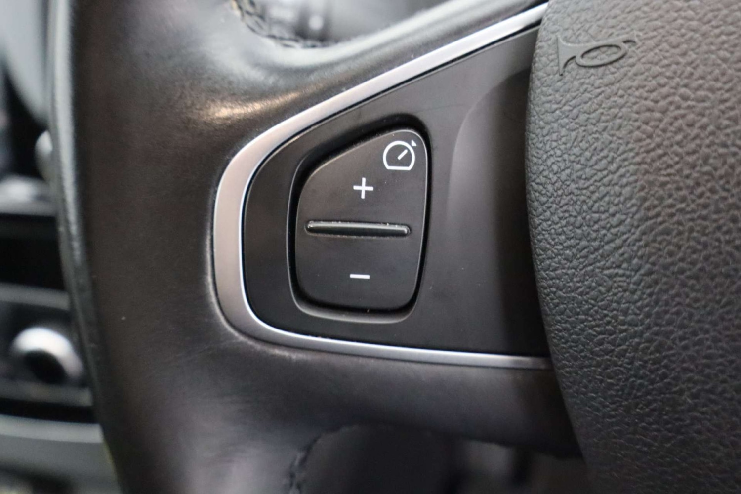 Used Renault Captur 2019 for sale - 77548582: Photo 38