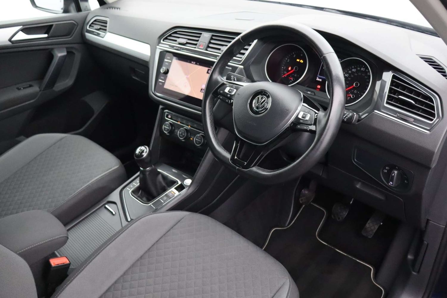 Used Volkswagen Tiguan 2019 for sale - 76507179: Photo 11