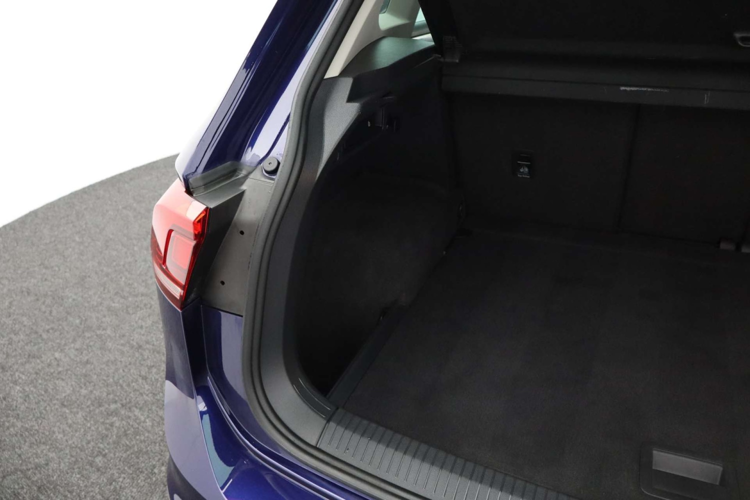 Used Volkswagen Tiguan 2019 for sale - 76507179: Photo 24