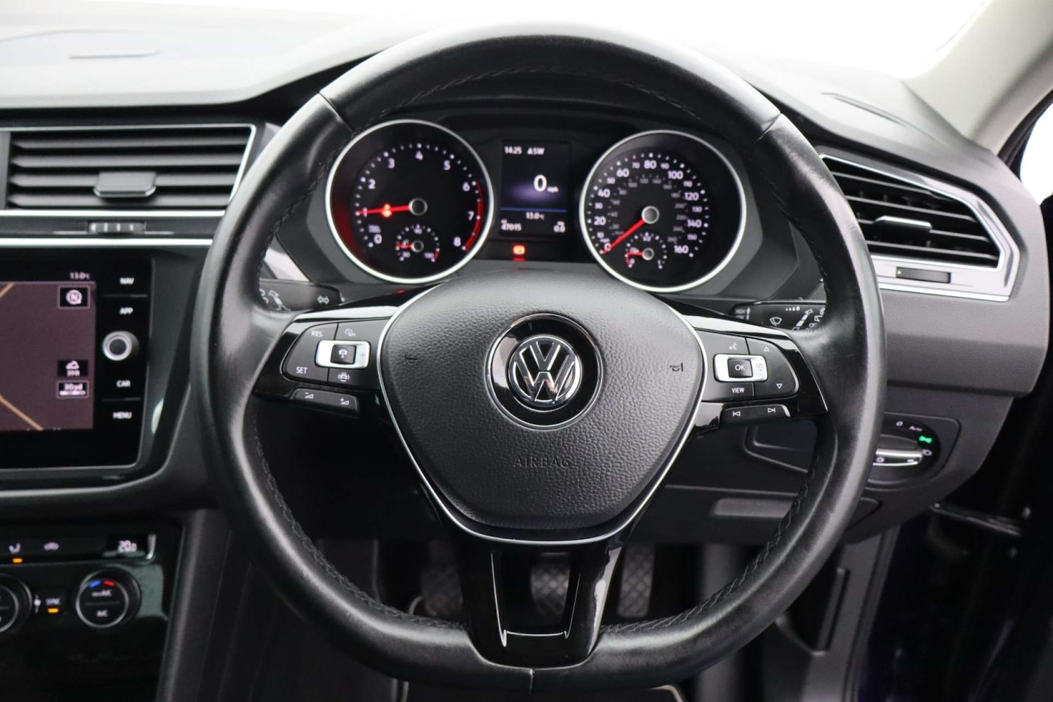 Used Volkswagen Tiguan 2019 for sale - 76507179: Photo 36