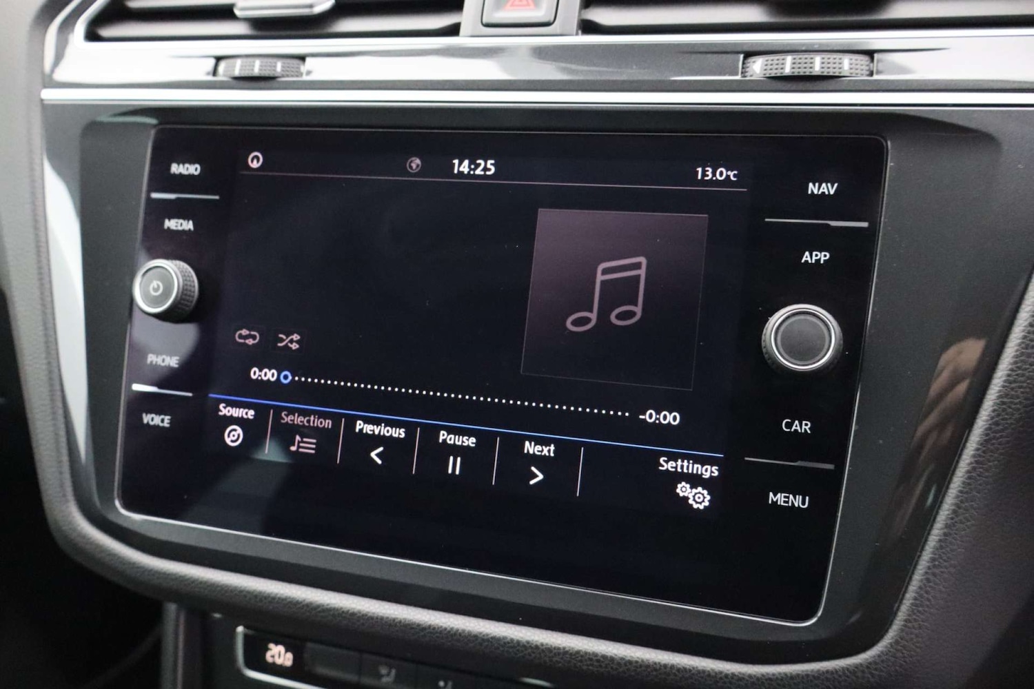 Used Volkswagen Tiguan 2019 for sale - 76507179: Photo 44