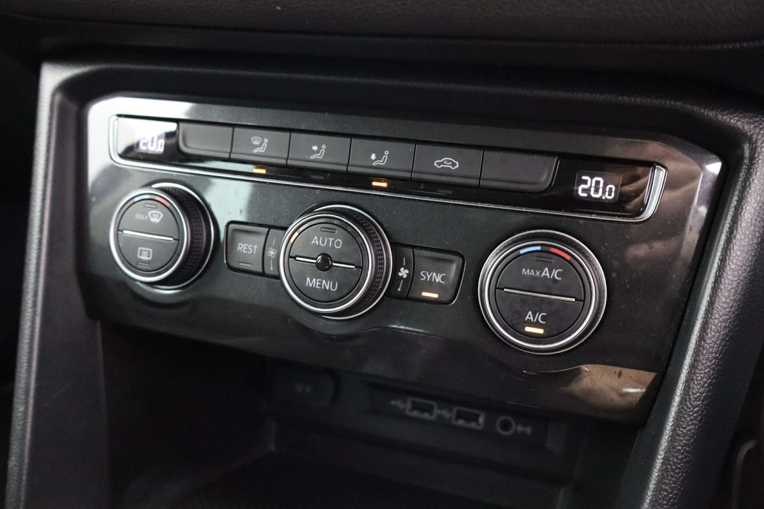 Used Volkswagen Tiguan 2019 for sale - 76507179: Photo 50