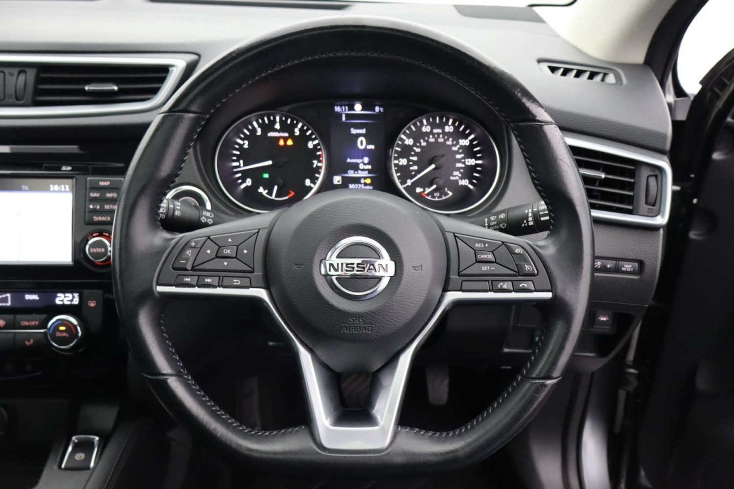 Used Nissan Qashqai 2017 for sale - 77154662: Photo 36