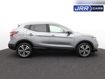 Used Nissan Qashqai 2017 for sale - 77154662: Photo