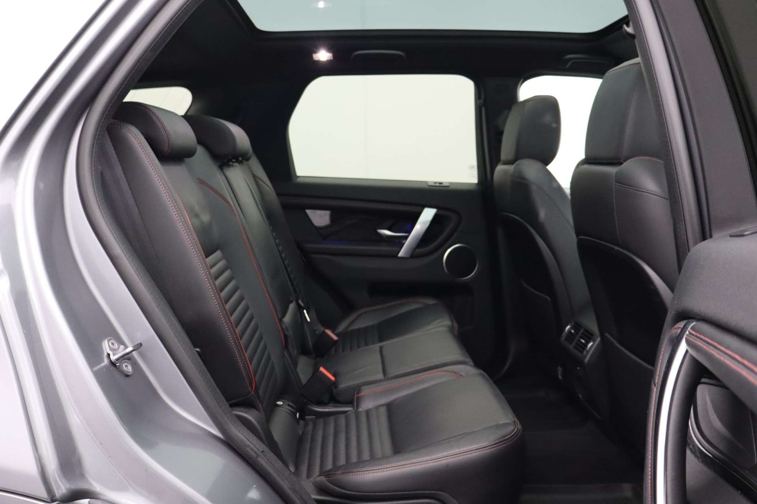 Used Land Rover Discovery Sport 2020 for sale - 77087320: Photo 15