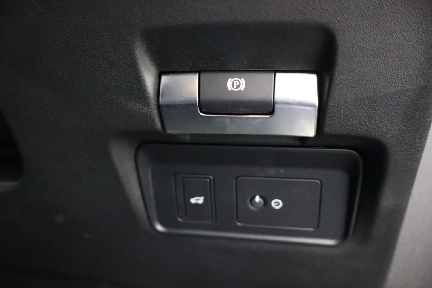 Used Land Rover Discovery Sport 2020 for sale - 77087320: Photo 30