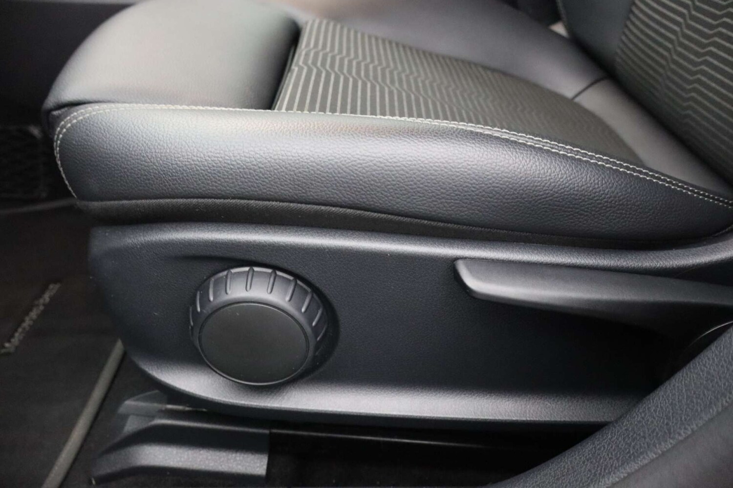 Used Mercedes-Benz A-Class 2019 for sale - 77353590: Photo 34