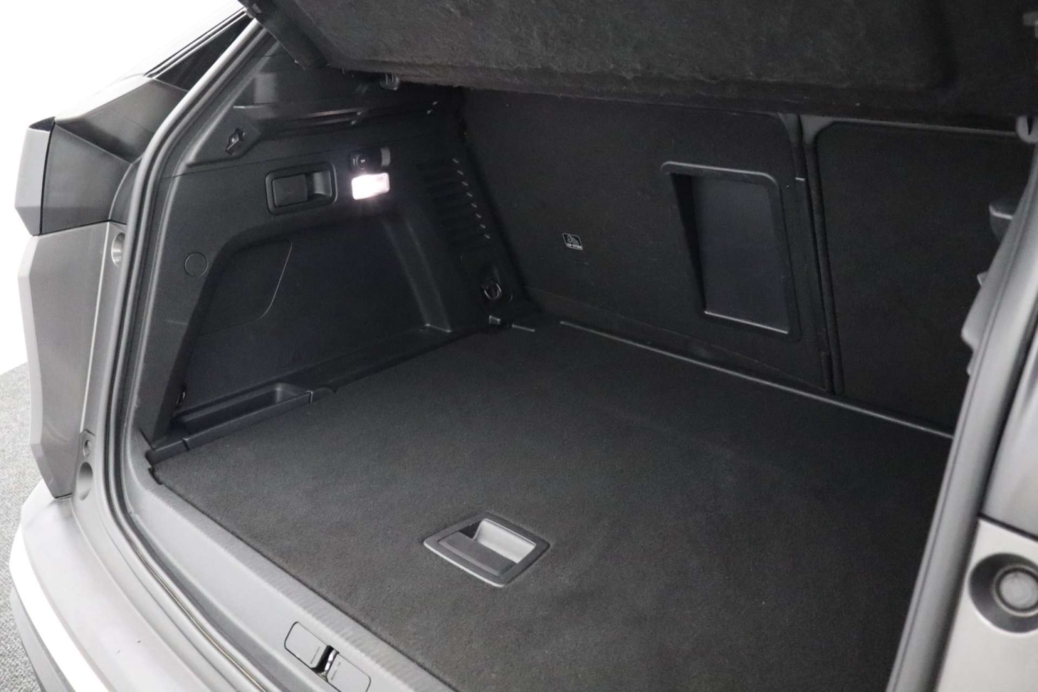 Used Peugeot 3008 2019 for sale - 76182709: Photo 41