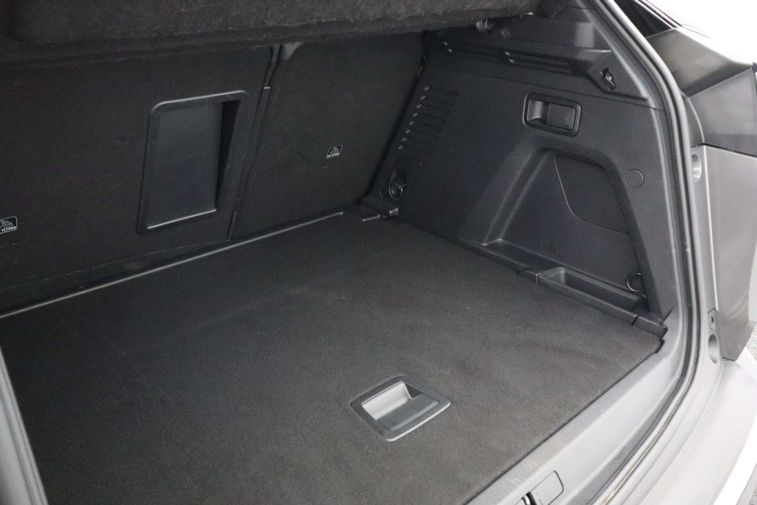 Used Peugeot 3008 2019 for sale - 76182709: Photo 42