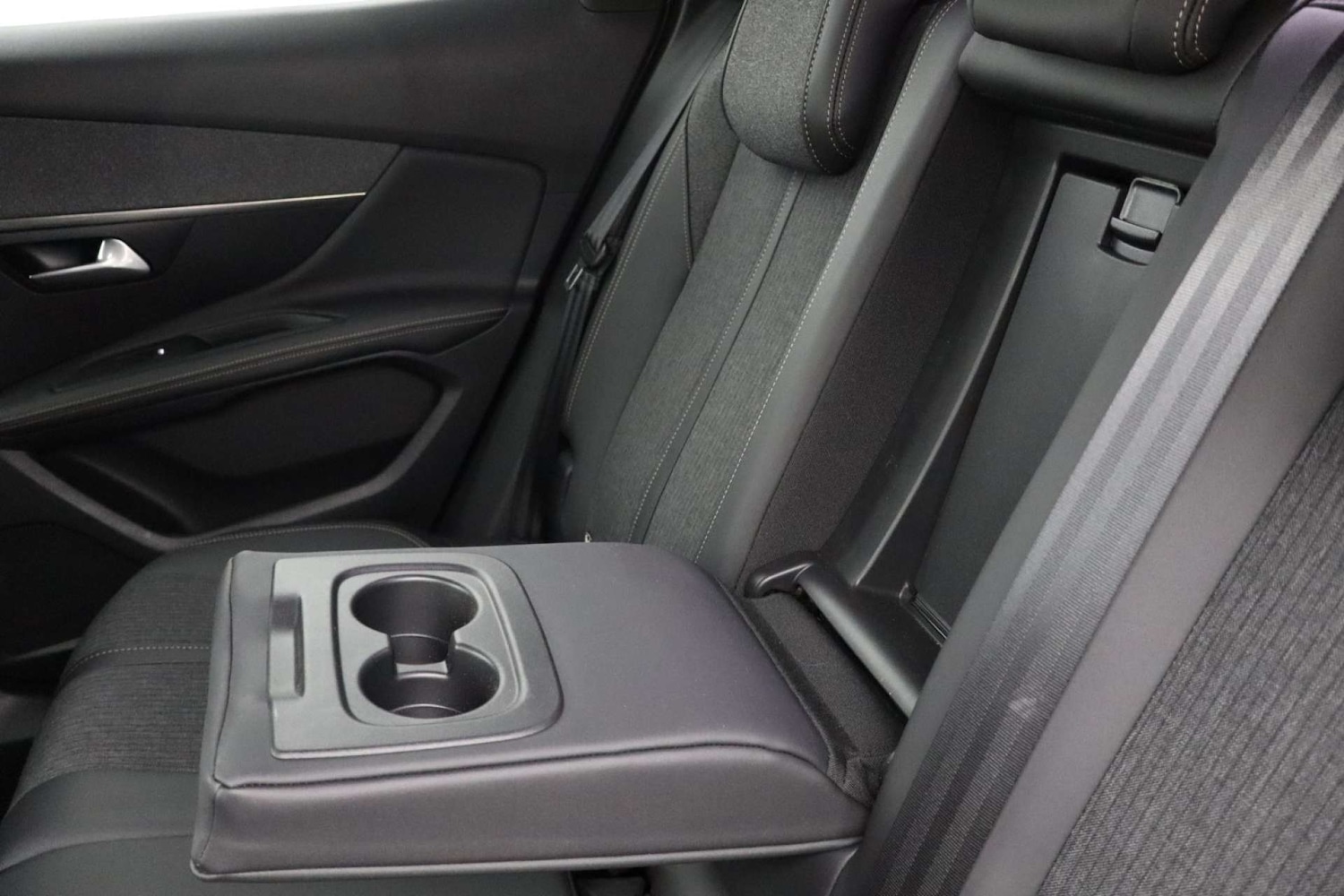 Used Peugeot 3008 2019 for sale - 76182709: Photo 45